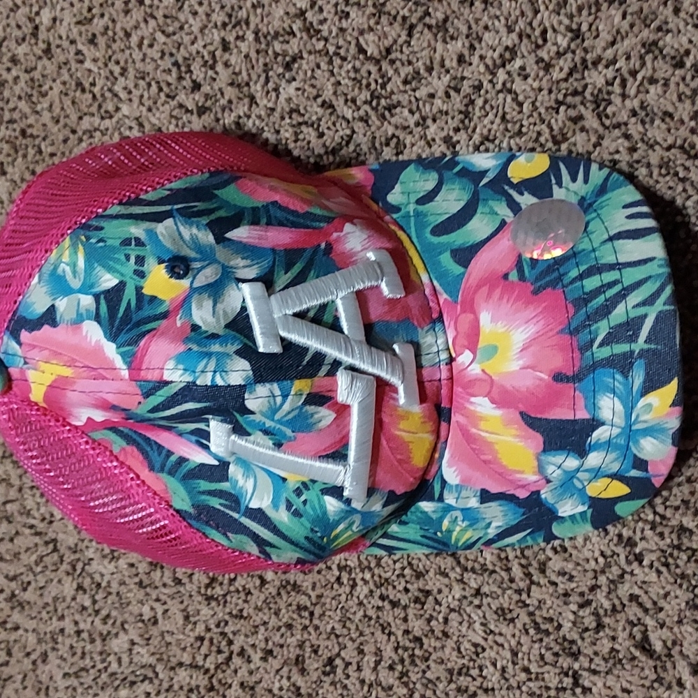 5/25 Hat LA